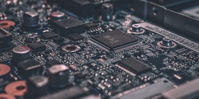 Automatische Integration mit Badge-Systemen